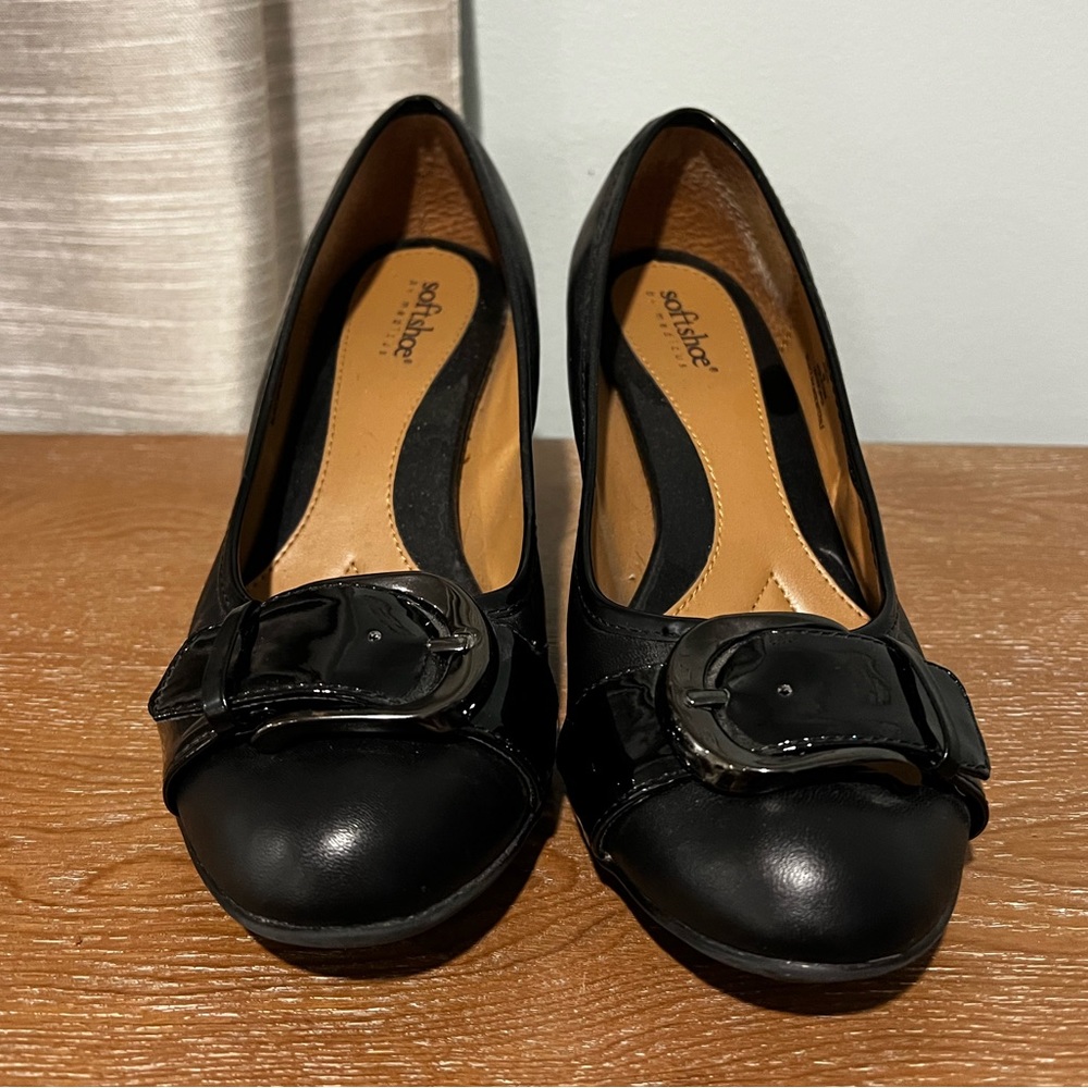 Black Buckle Toe Pump